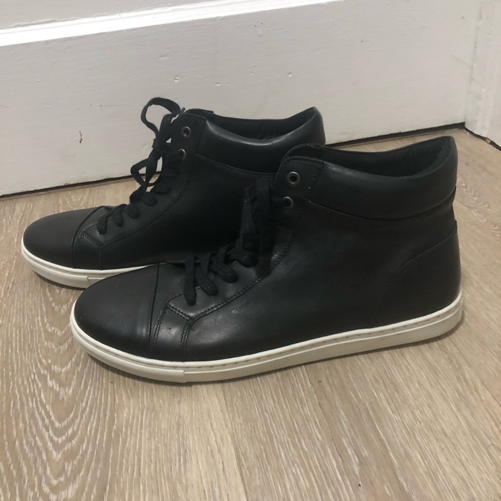Robert Wayne leather high top sneakers running shoes size 11